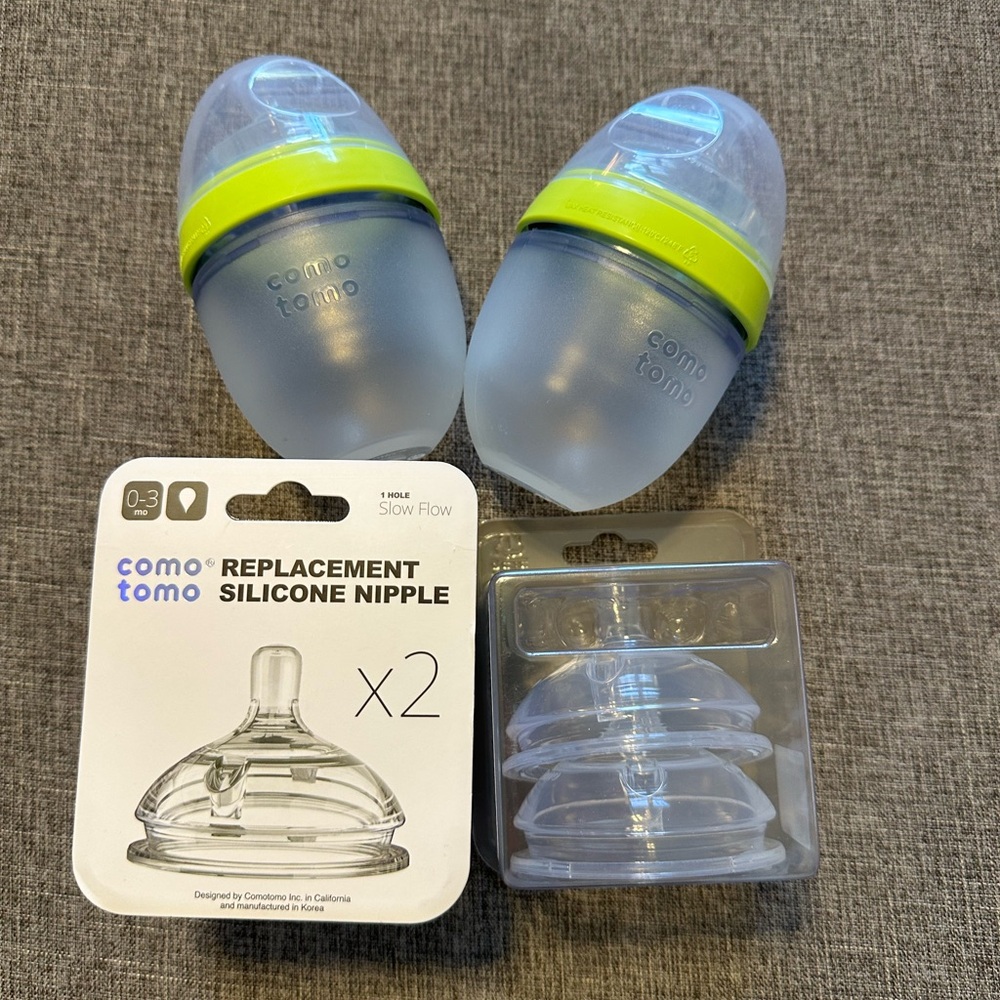 Como Tomo bottles with replacement nipples